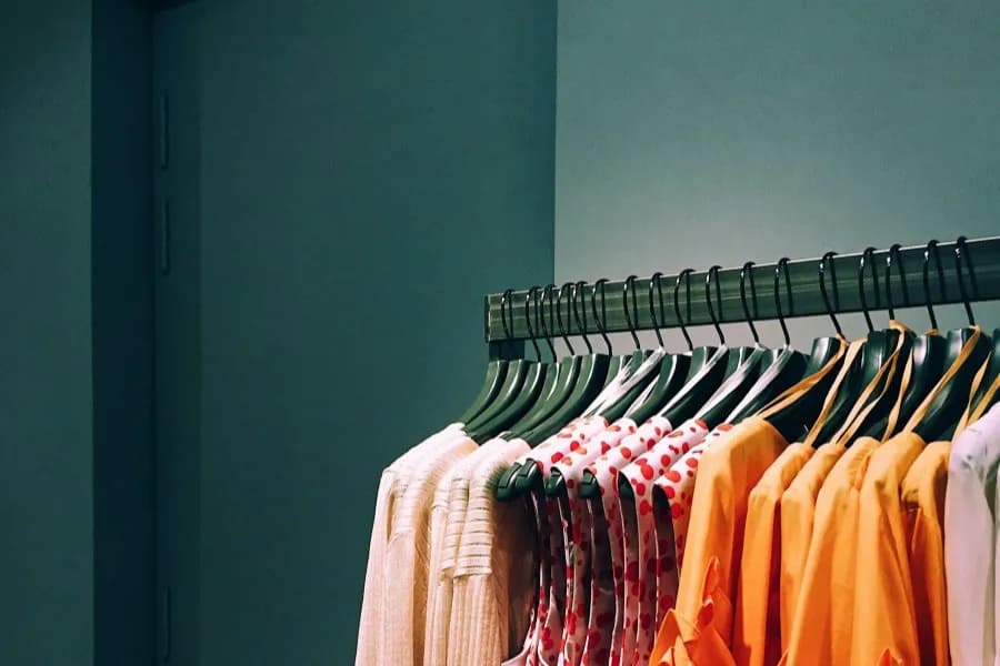 Скидки в Mango